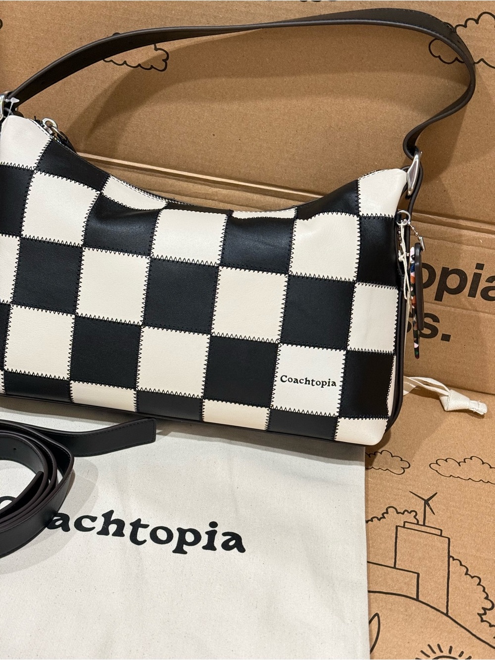 coach Alter/Ego Slouchy Shoulder Bag Black/Chalk CFI73 - Picture 3 of 11